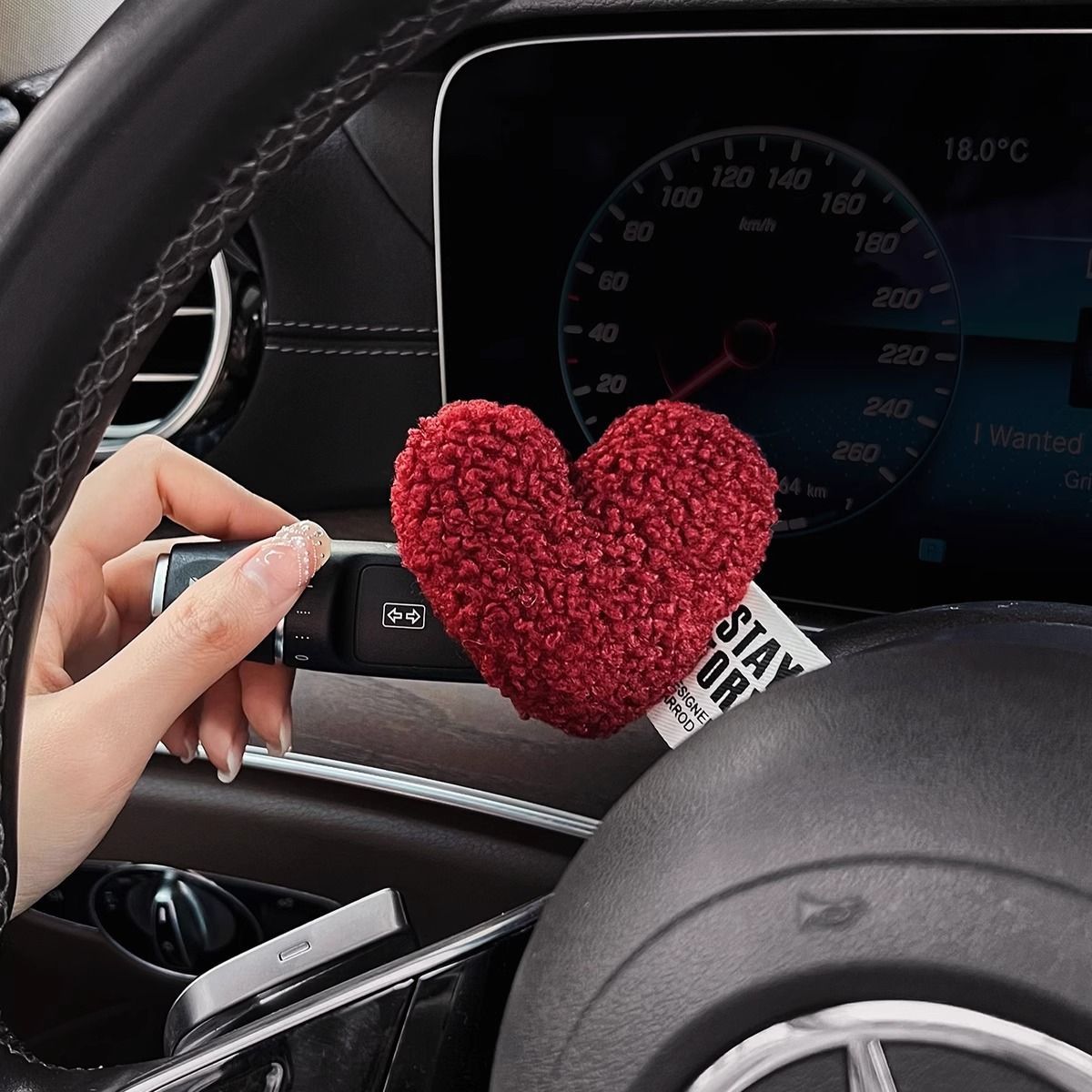 amor amor de peluche, engranaje de dirección, engranaje de dirección, control central, limpiaparabrisas, luces de dirección, adornos interiores de automóviles