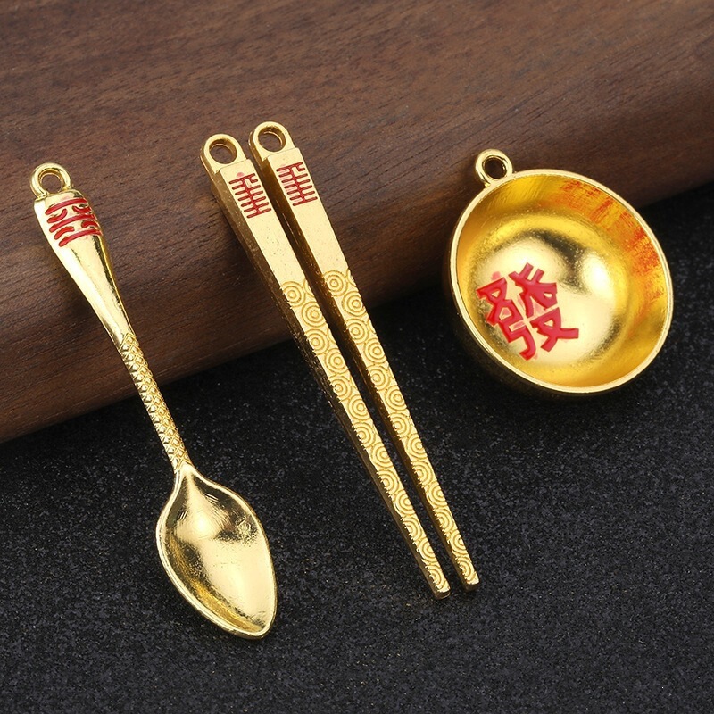 Factory Direct Sales Fortune Keychain Pendant, Trendy Creative Gift for Men and Women, Keychain Decoration