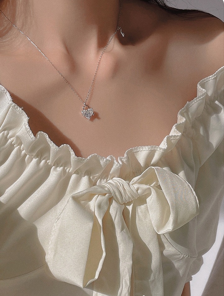 925 Sterling Silver Material Heart Shape Pattern All Seasons Season 925 Sterling Silver Cable Chain Heart Shape Pendant Necklace