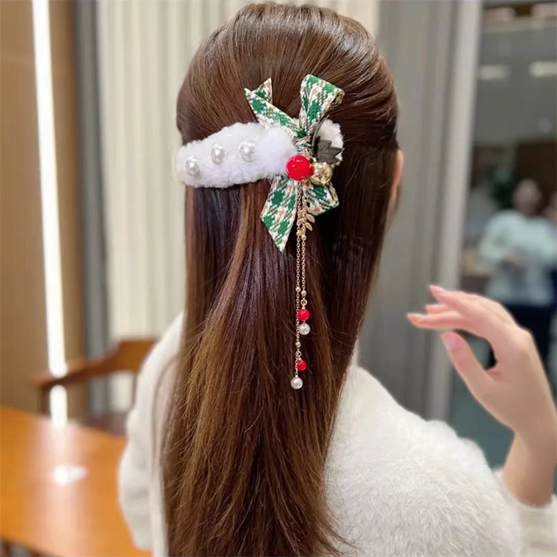 50g Weight Hair Clip, Hair Claws Hair Accessories Type 1 Piece Quantity Daily, Party, Festival Occasion Plush Material Christmas Festival Bow Knot Pattern Women's Gender Sweet Style Christmas Sweet Women's Bow Knot Plush Hair Clip Hair Claws 6