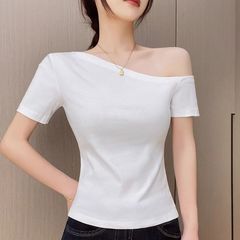 夏無地ワンラインオフショルダー半袖Tシャツ女性用2025新デザインオフショルダー気質痩身スレッドトップ