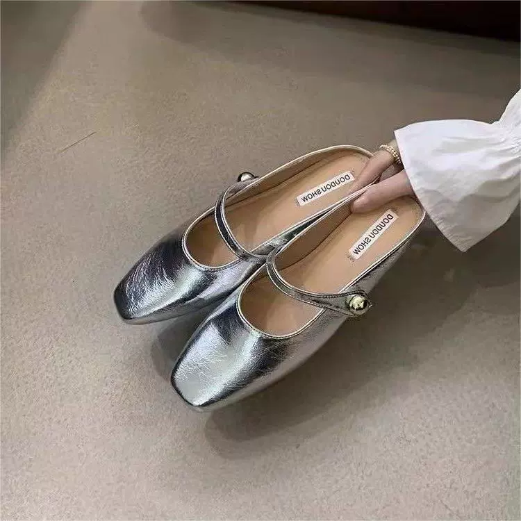 Новые модные плоские мюли с квадратным носком в стиле Chanel для беременных, осень 2025 года.