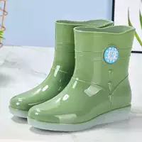 Новые утолщённые водонепроницаемые сапоги-резинки короткие, стильные, нескользящие, женские