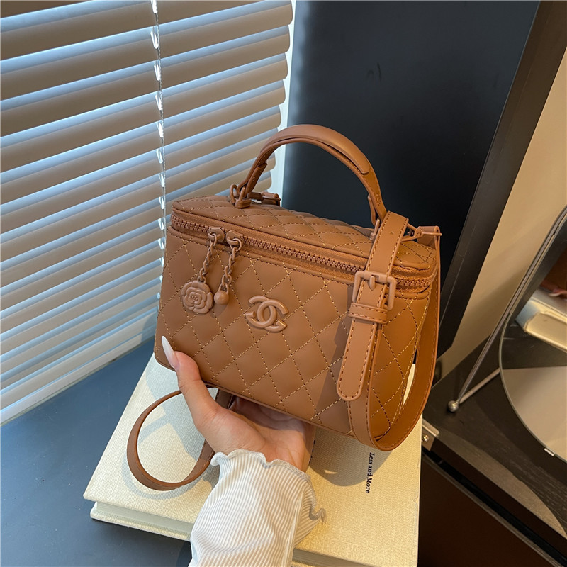 女士手提菱格小包包女包2025新款跨境欧美时尚斜挎盒子包handbag|undefined