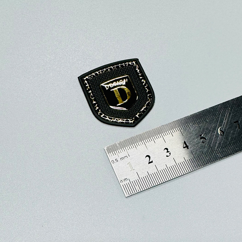 皮标974563.jpg