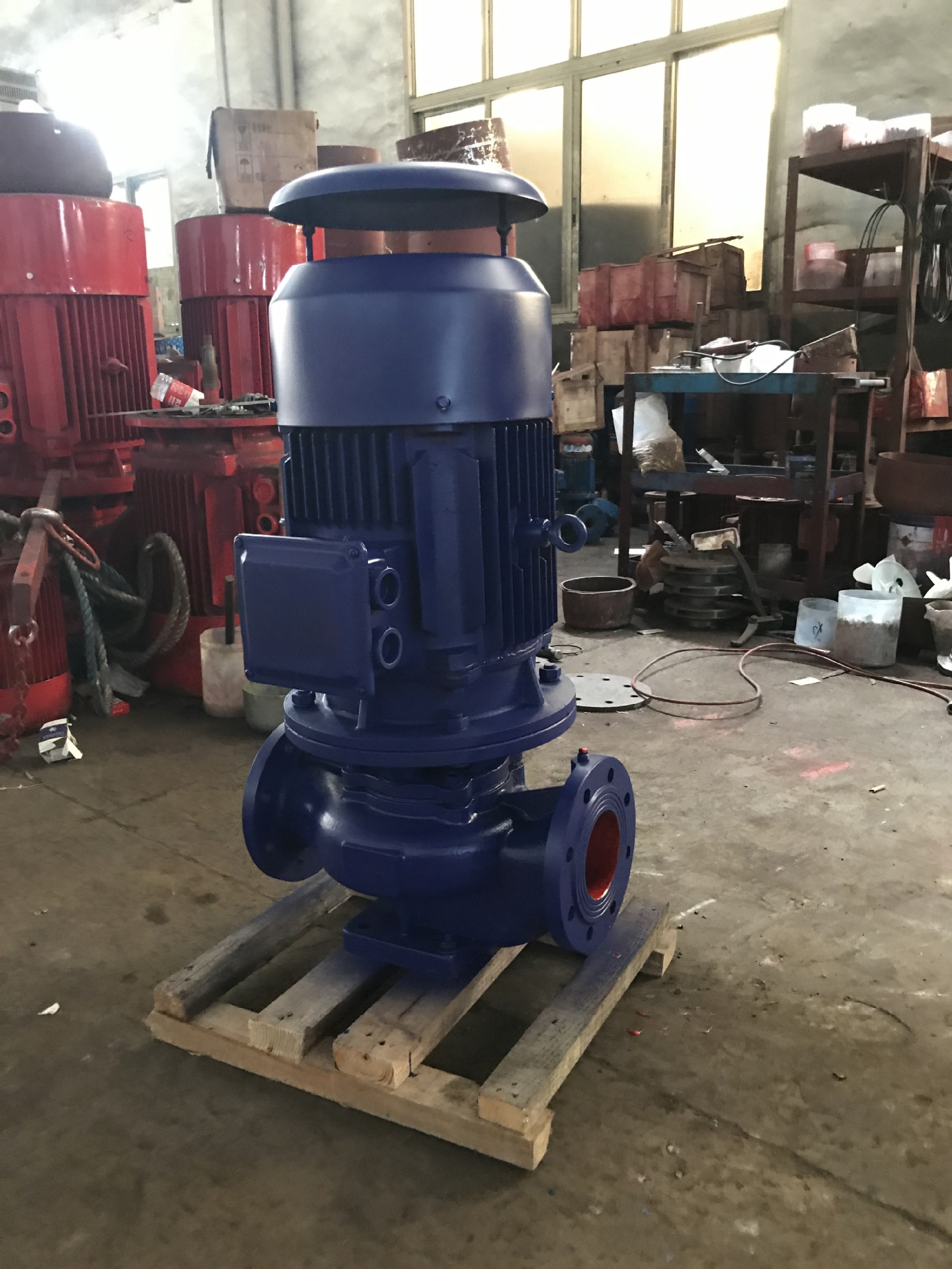 供应ISG150-250（I）A管道泵 立式管道泵价格