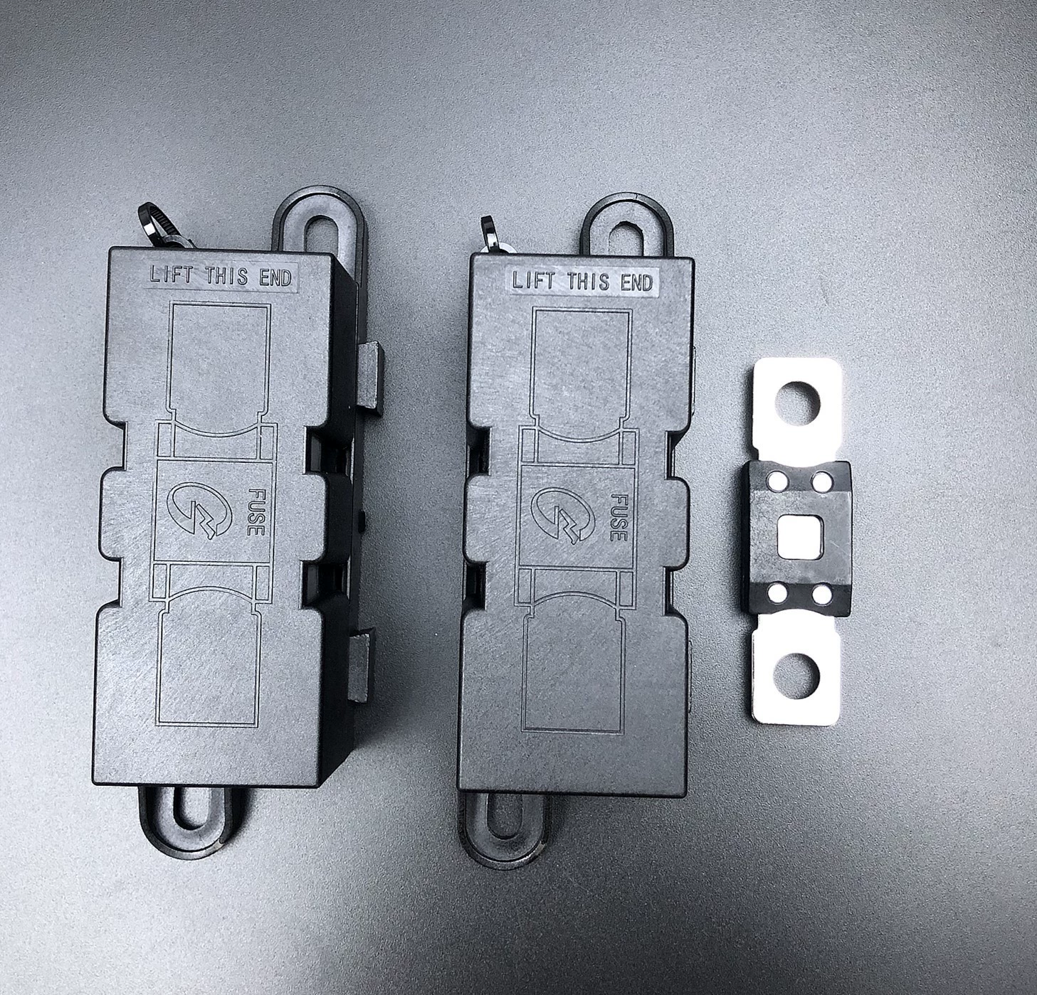 Черный с крышкой водонепроницаемый пылезащитный средний держатель предохранителя ANM заменяет автомобильный держатель предохранителя MEGA