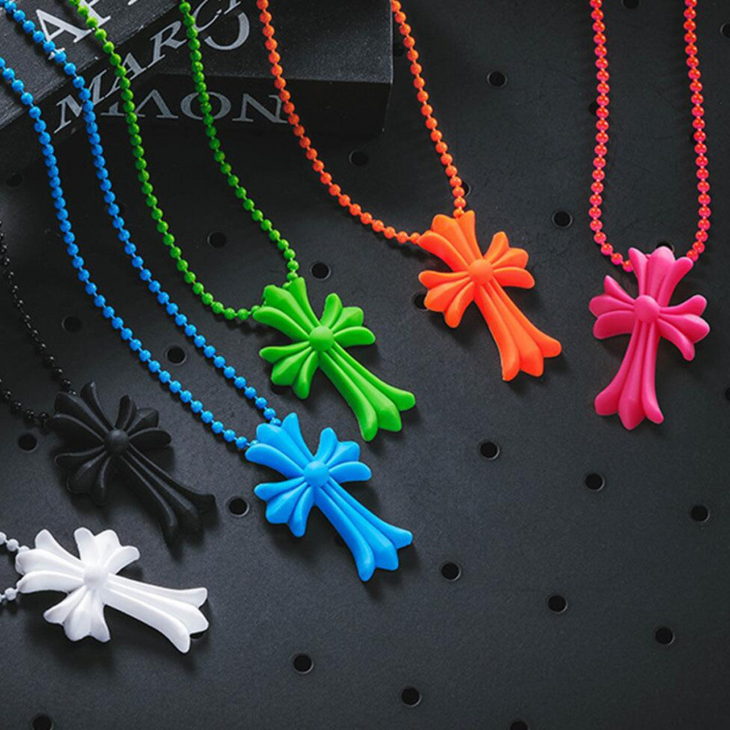 In-stock European and American ins-style personalized hip-hop retro colorful 20th-anniversary Tokyo limited edition dazzling cross necklace In-stock European and American ins-style personalized hip-hop retro colorful 20th-anniversary Tokyo limited edition dazzling cross necklace