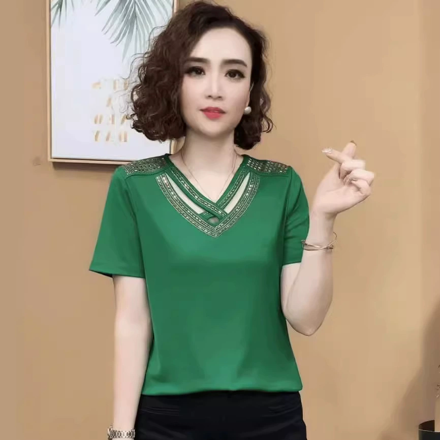 Элегантная универсальная футболка для мамы, лето 2025, новая, омолаживающая, с блестками, однотонная, тонкая, короткий рукав