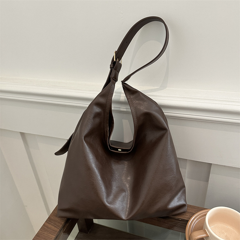 Coreano de moda minimalista bolso para mujeres 2024 nuevo paquete de hombro para niños de viaje casual de gran capacidad