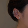 Sophisticated small fashionable ear clips, simple and elegant design, no pierced ears