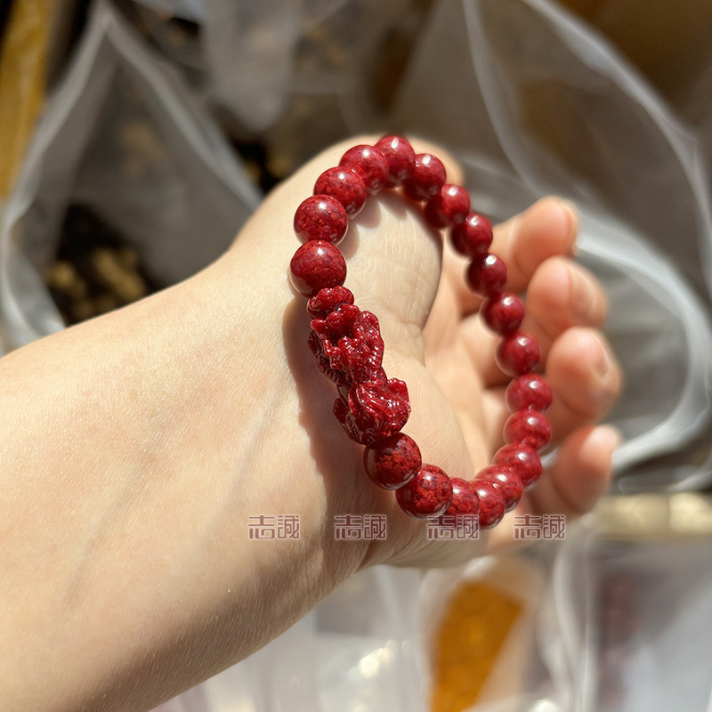 902AEB9E034F87363914765675884F