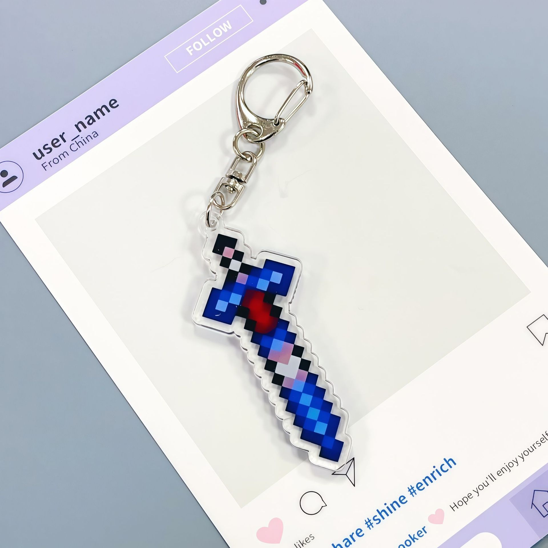Mi mundo elemento caliente del dios de la guerra de la cuchilla de la vela para enviar a los amigos colgar regalos llaveros acrílicos