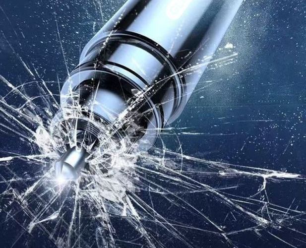 Car-mounted multifunctional metal ornament for breaking windows, a one-second magic tool for breaking windows on the dashboard, safety hammer
