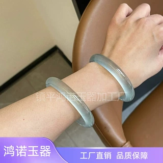 厂家批发高冰油青石英岩手镯水沫玉翡翠色葡萄肉绿色正圈玉石镯子