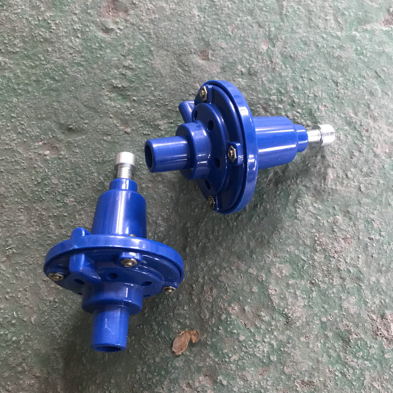 Máquina de ordeño de pistón de doble barril leche barril cubierta puller pequeña máquina de ordeño móvil equipo de cría para leche y ovejas