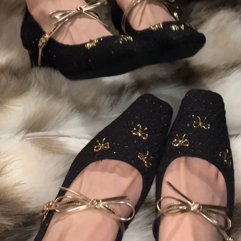 Zhenmeiya's New Style Chanel-Inspired French Square-Toe High-Heeled Shoes for Women with Chunky Heels, Single Strap, Bow, and Mary Jane Design