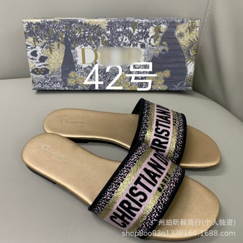 Zapatillas clásicas de alta versión D casa bordadas en una línea Zapatillas de piel de oveja para mujer