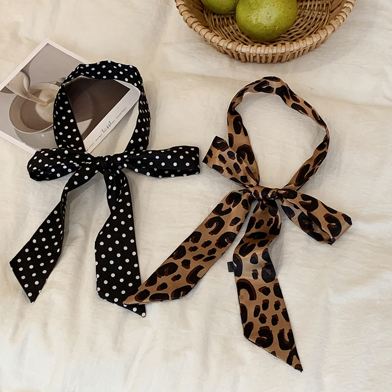 Bufanda de seda Versión coreana de la corbata delgada de lunares de todo fósforo, cinturón de bolsa envuelta, correa para el cabello, fábrica de fuente personalizada