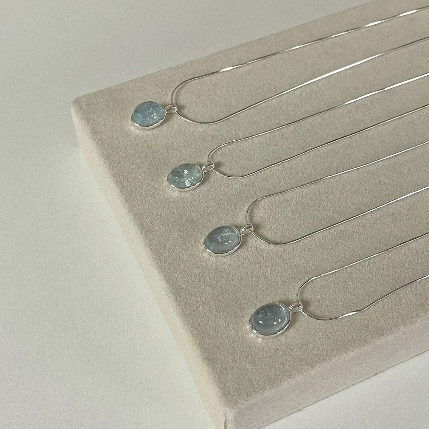 Collier avec pendentif en topaze naturelle française et cristal bleu de mer pour femme, chaîne en argent pur en os de serpent_voghion.com