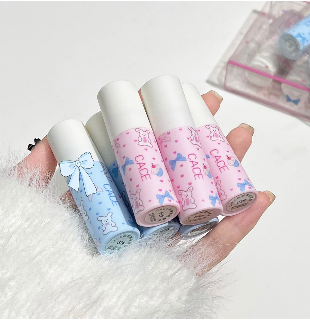 CACE's new velvet nude matte lip gloss, pseudo-natural whitening lip gloss, natural and versatile makeup, affordable wholesale undefined