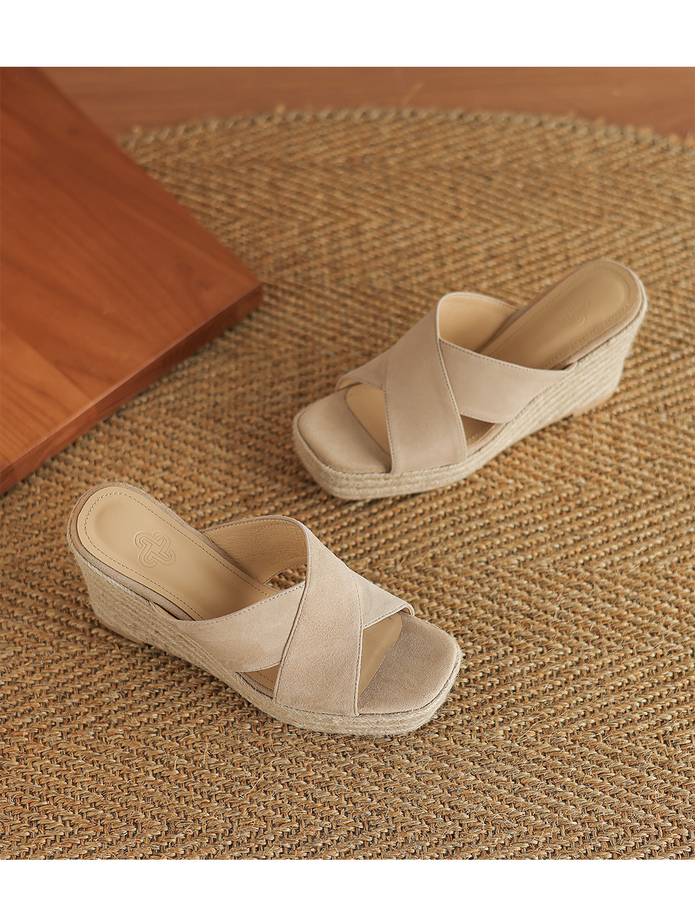 Sandal cao gót nữ quai ngang đế xuồng đan dày — Màu đen chi tiết 17