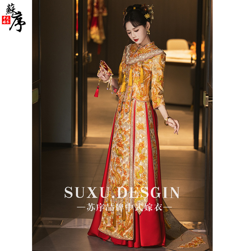 Dragon and Phoenix Wedding Gown, New Chinese-Style Wedding Attire, High-End Gown, Xiuhe Suit, 2025 New Model, Wedding Toast Dress, Bride's Formal Dress Dragon and Phoenix Wedding Gown, New Chinese-Style Wedding Attire, High-End Gown, Xiuhe Suit, 2025 New Model, Wedding Toast Dress, Bride's Formal Dress