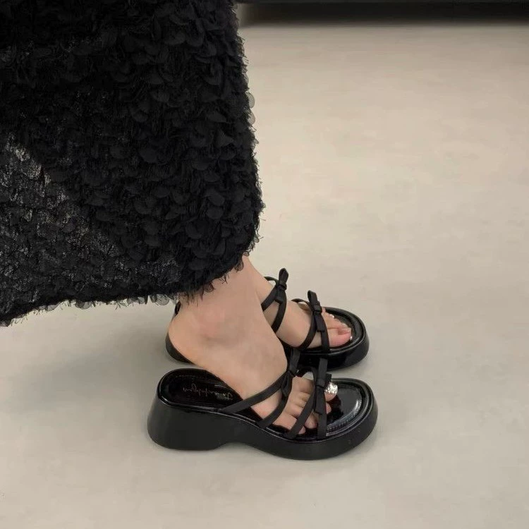 Ниша фиолетовый буксир 2025 новые банты с толстым дном тапочки женские летние носить французские сказочные ветры холодные тапочки