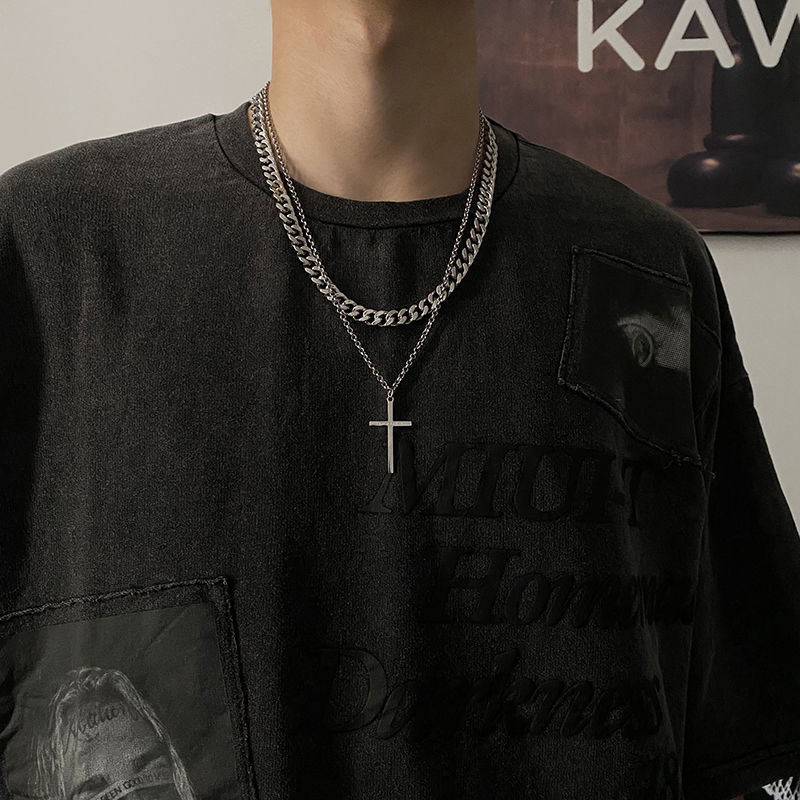 Collier croix double couche pour homme, style hip-hop européen et américain, tendance Instagram, design de niche, cubain_voghion.com