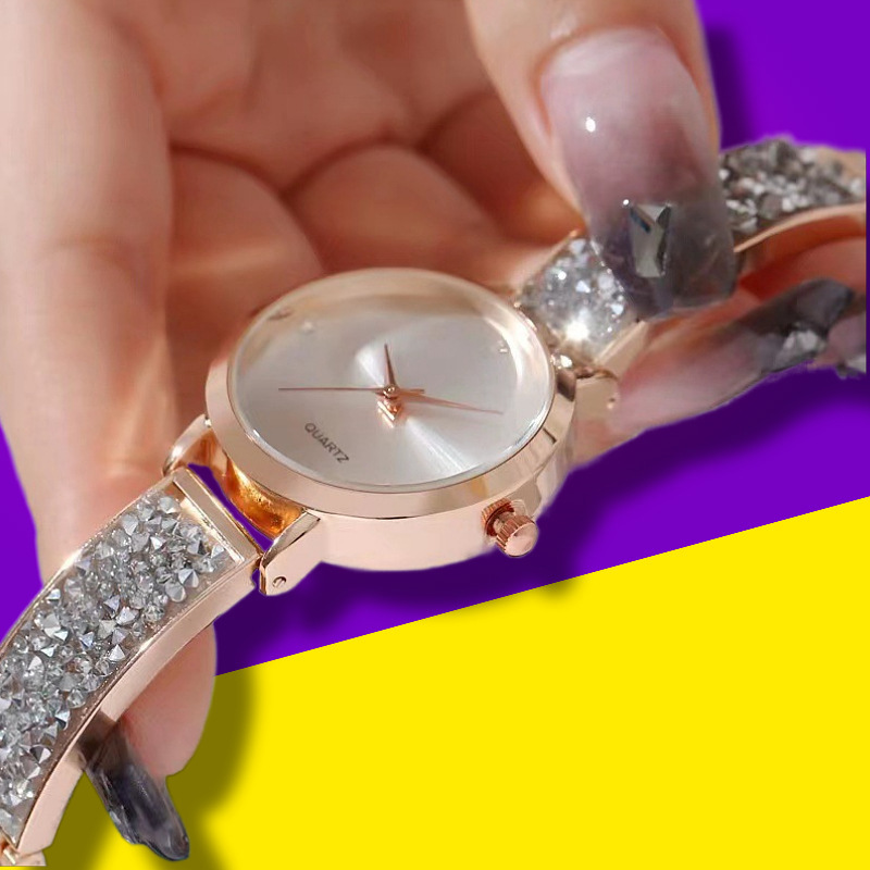 Nouvelle montre à quartz pour femme, montre de luxe avec bracelet en acier et strass, montre pour femme, cadeau d'anniversaire, cadran étudiant, montre pour femme_voghion.com