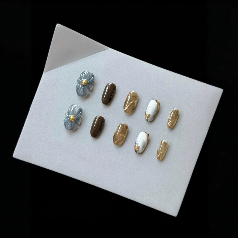 [Shenzhen Made] Berlin Traveler – Handmade Nail Wraps for a Fairer Complexion, Nail Art Stickers, Nail Patches