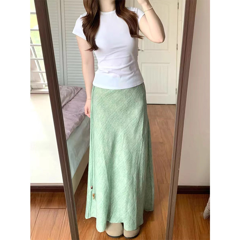 Qianyu Short-Sleeve T-Shirt Base Layer for Women, High-End Feel, 2026 New Summer Style, Loose Fit + Slimming Skirt Qianyu Short-Sleeve T-Shirt Base Layer for Women, High-End Feel, 2026 New Summer Style, Loose Fit + Slimming Skirt