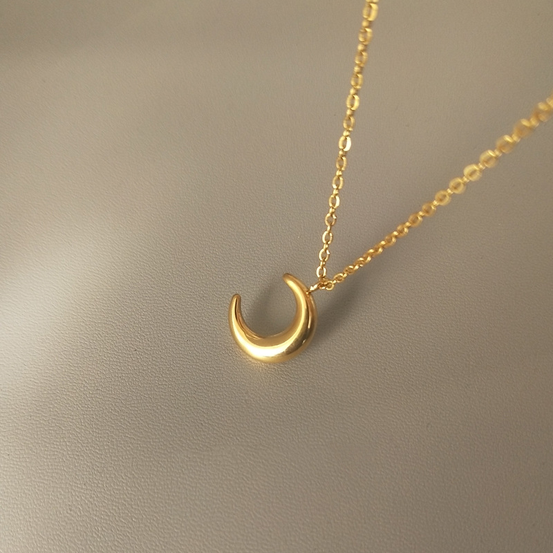 Collar De Luna tridimensional para mujer 18K oro retro ligero diseño de nicho de lujo nuevo simple todo partido Cadena de clavícula de alto grado