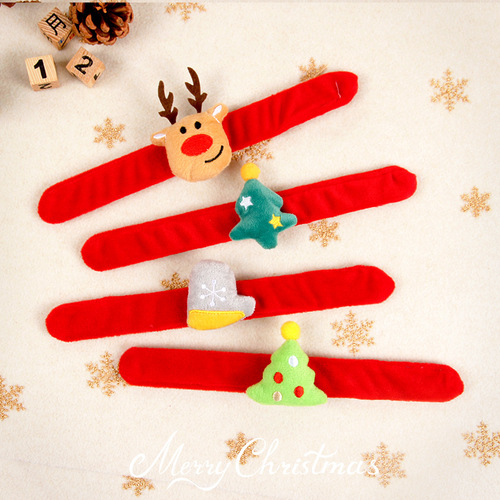Factory direct sales Christmas snap ring decorative bracelet cute little gift Christmas elk snap ring foreign trade wholesale