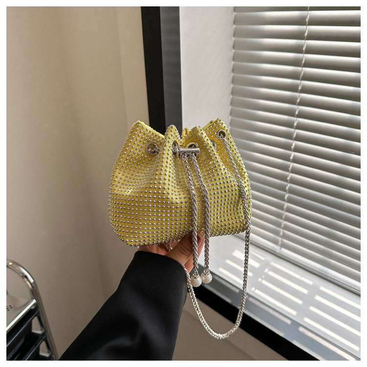 Minimalist Women's Bucket Bag With Diamond Details Single Shoulder_voghion.com