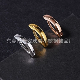 耳扣;耳钉;耳环