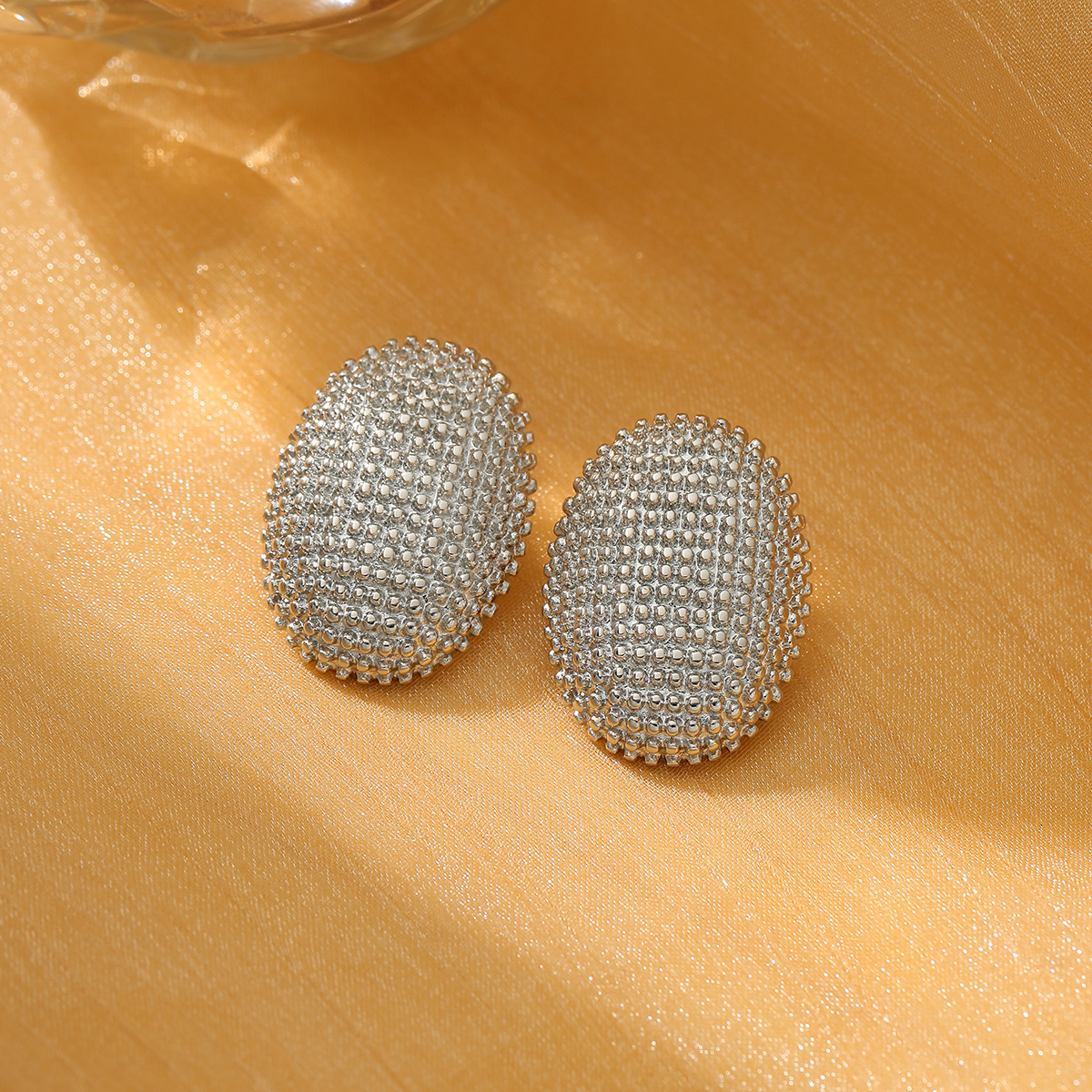 Oval Pattern Women's Gender PVD Coated Real Gold Plated Oval 304 Stainless Steel Simple Style Waterproof Non Tarnish Ear Studs
