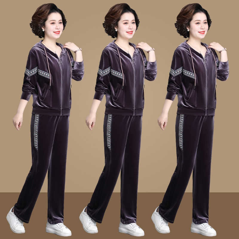 Middle-aged mother spring sportswear suit western style coat middle-aged and elderly gold velvet two-piece women's spring and autumn coat