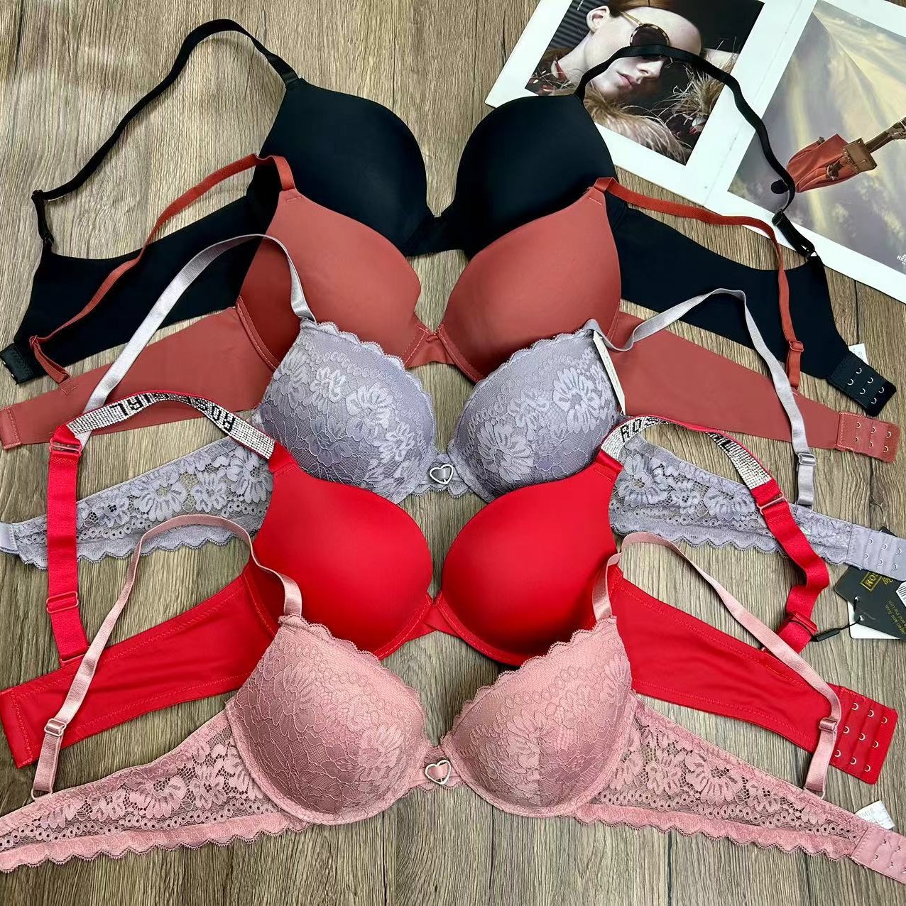 Mixto de marcas europeas y estadounidenses del sudeste asiático, ropa interior de damas con anillo de acero, encaje liso, sujetadores mixtos lotes