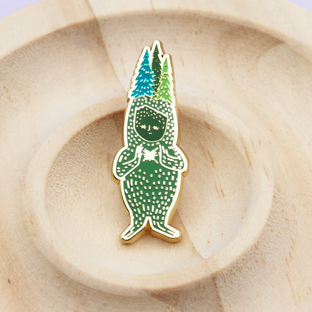 Green Tree Man Brooch Cartoon Plant Pine Tree Badge Enamel Brooch Creative Collar Backpack Decoration