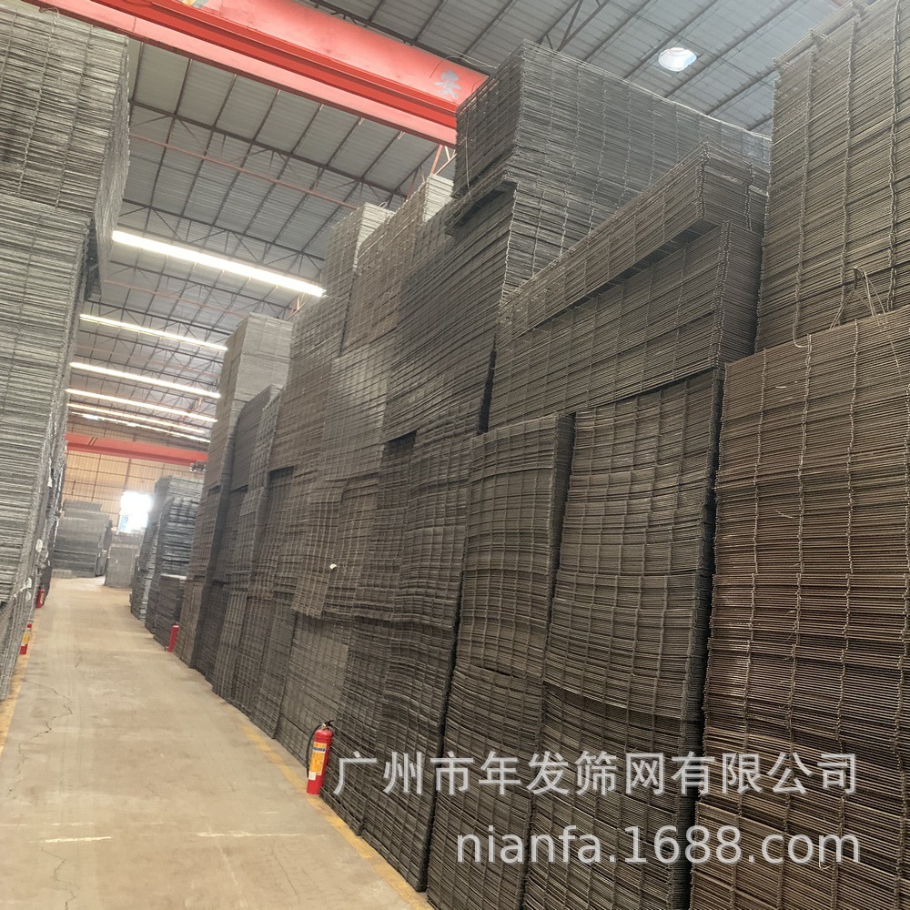 黑铁丝焊接网片现货批发  建筑地暖网片 隧道工程钢筋网