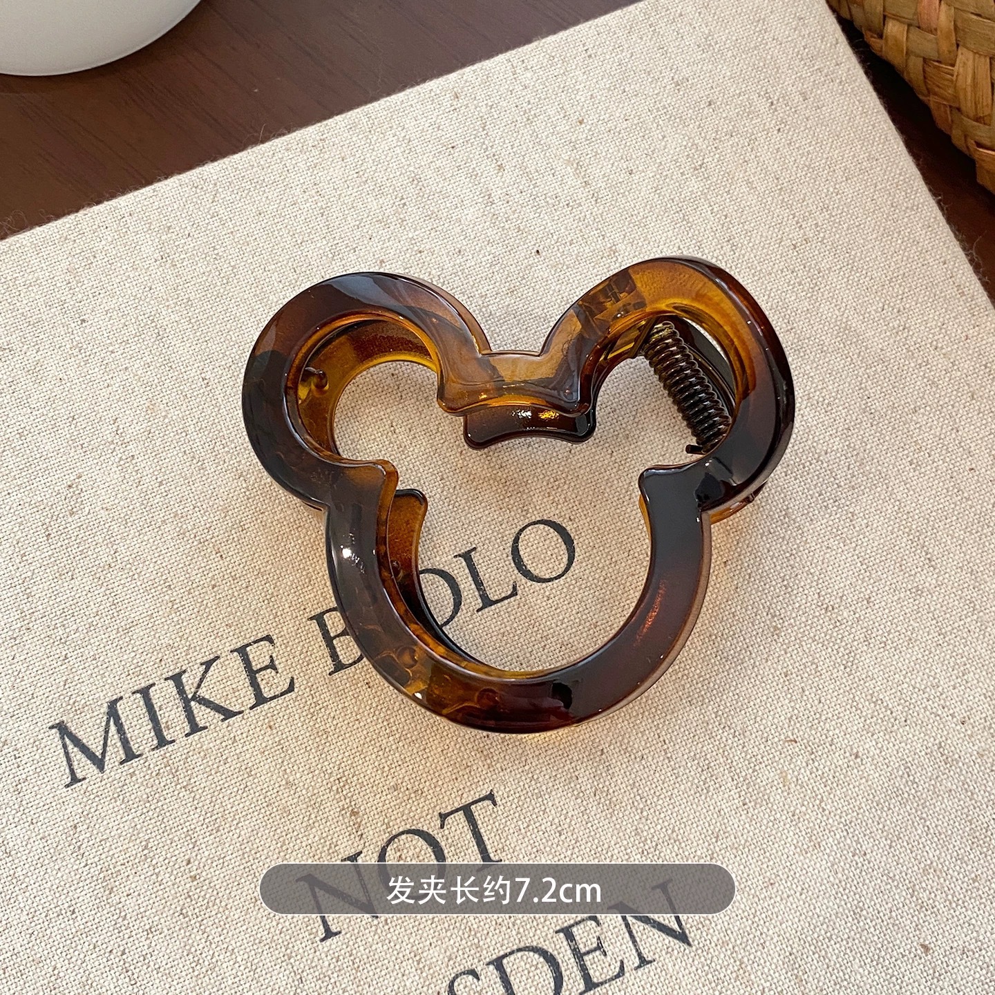 Hollow mickey amber brown