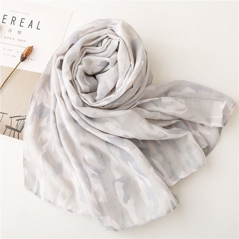 Wholesale Autumn Thin Gradual Camouflage Curling Gauze Beach Scarf Nihaojewelry display picture 5