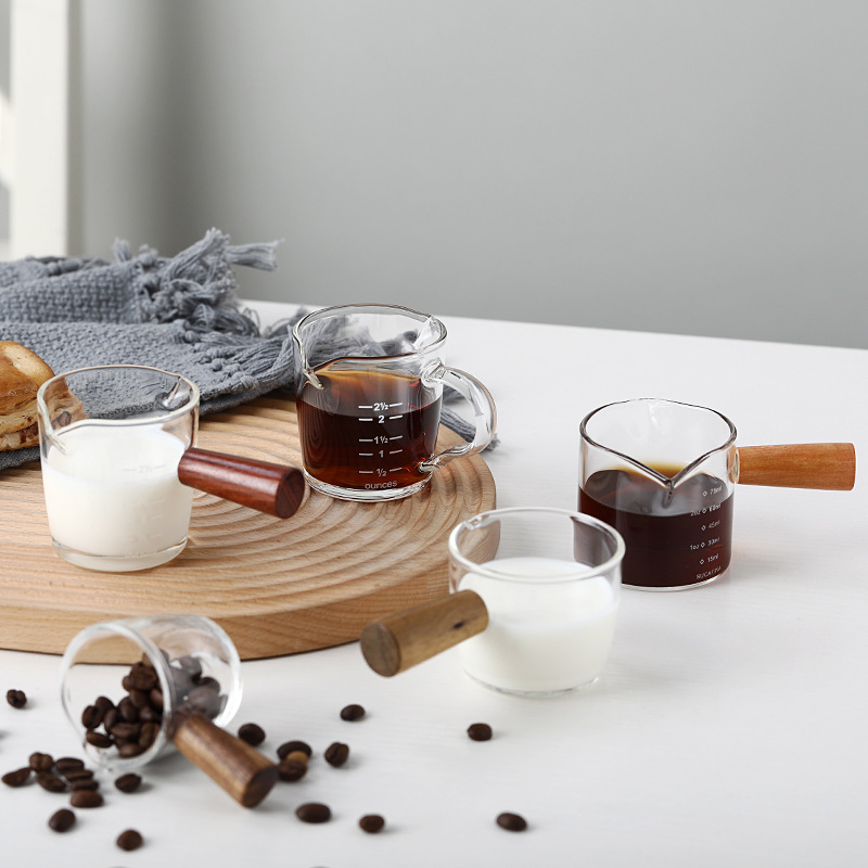 Procesamiento personalizado de café japonés leche de madera de vidrio leche de madera con escala mini leche de leche condimento jugo lata de leche