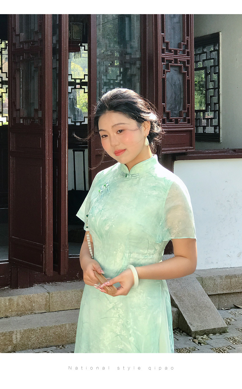14模特展示.jpg