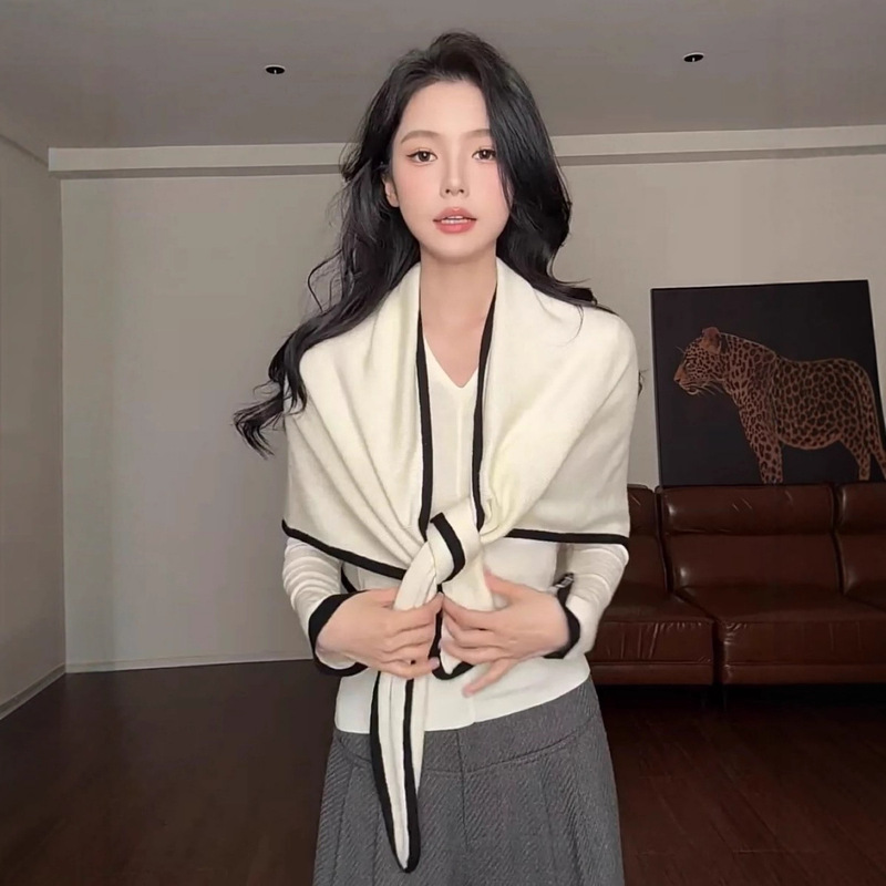 法式小众设计感撞色条纹大披肩两件套针织衫女秋冬显瘦遮小肚上衣|undefined