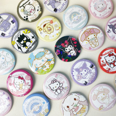 厳選したかわいいアニメサンリオのブリキバッジ玉桂犬クロミブローチのリュックサックをプレゼントします。
