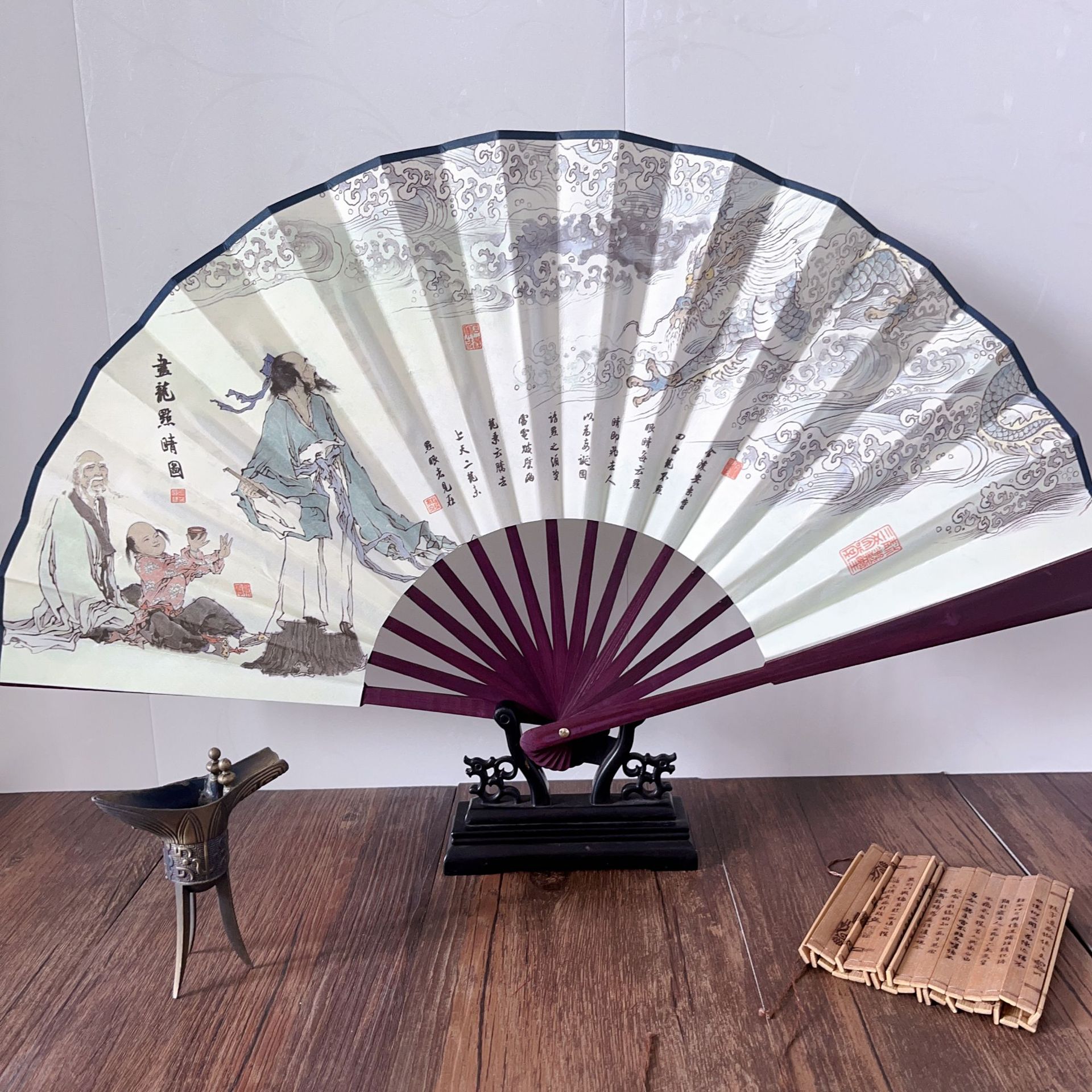 10 인치 흰색 배경 마무리 터치