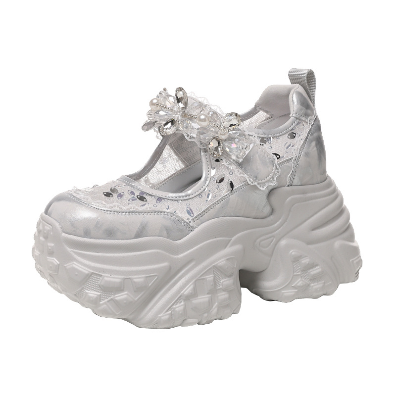 Giày sneaker nữ đế dày độn cao dáng nhỏ thời trang — Màu trắng