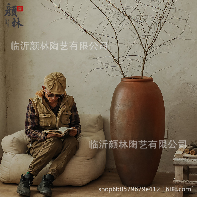 Botella de cerámica vintage de aterrizaje combinación de decoración de alojamiento residencial botella de cerámica de gran tamaño de cerámica de tierra cerámica de viento tranquilo botella de decoración